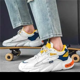 IEST Shoe for Men

Materials : Fabric +